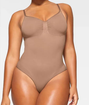 Shapewear With Integrated Hip Circumference